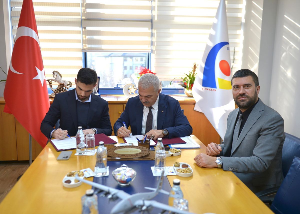 Gebze Tİcaret Odası ve İşİn Olacak İş bİrlİğİ protokolü İmzaladı 4 WhatsApp Image 2025 04 04 at 10.48.52
