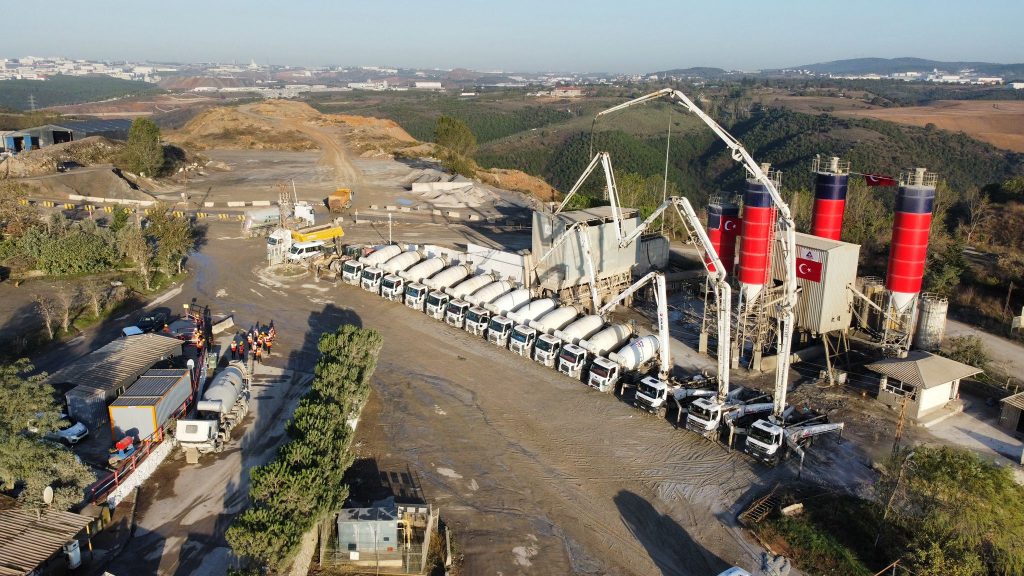BETON ÜRETİMİ: DAYANIKLI VE SAĞLAM YAPILAR İÇİN İLERİ TEKNOLOJİ 16 ea21f3f2 0521 44c4 87dc 6fca1ad9b6ae